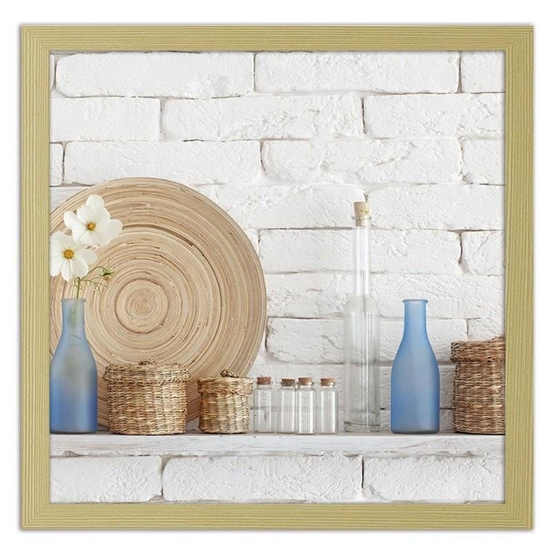 Glezna bēšā rāmī - Decorative shelf on a white wall  Home Trends DECO