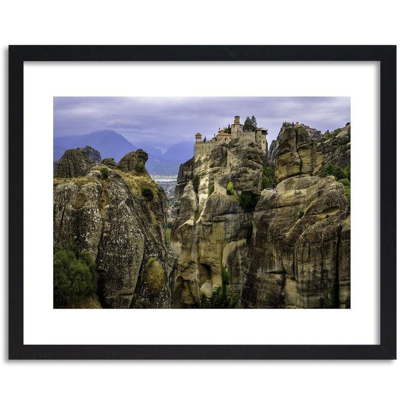 Glezna melnā rāmī - Castle On The Rocks  Home Trends