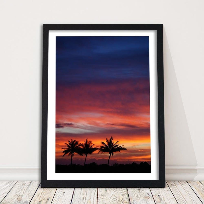 Glezna melnā rāmī - Colorful Sky And Palm Trees  Home Trends