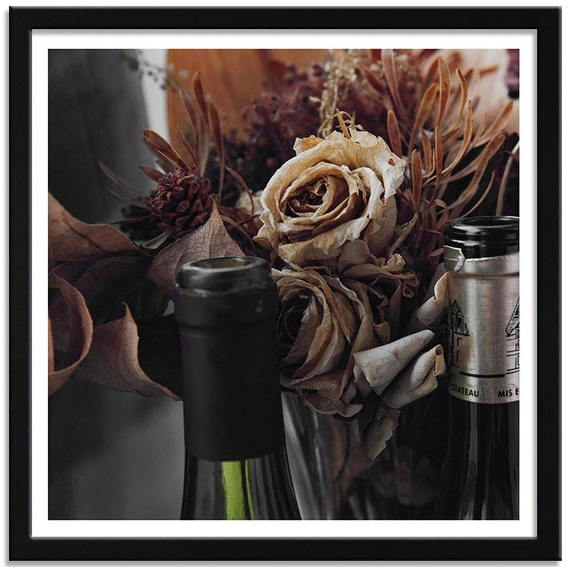 Glezna melnā rāmī - Dry Flowers And Bottles Of Wine  Home Trends