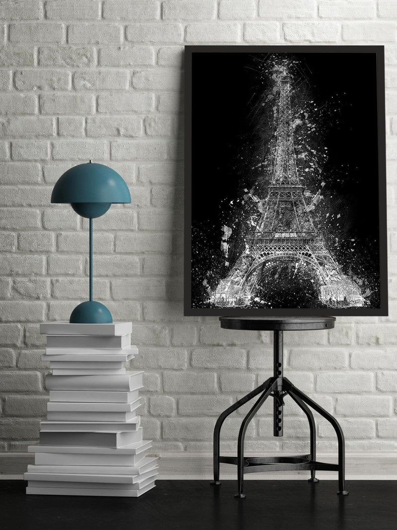 Glezna melnā rāmī - Eiffel Tower At Night  Home Trends