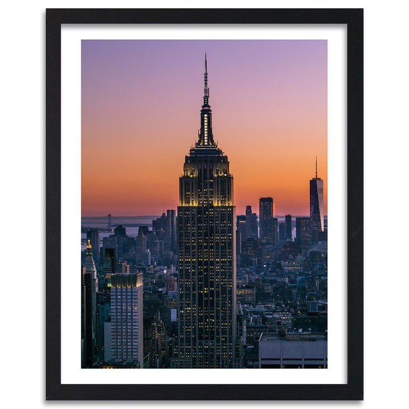 Glezna melnā rāmī - Empire State Building  Home Trends