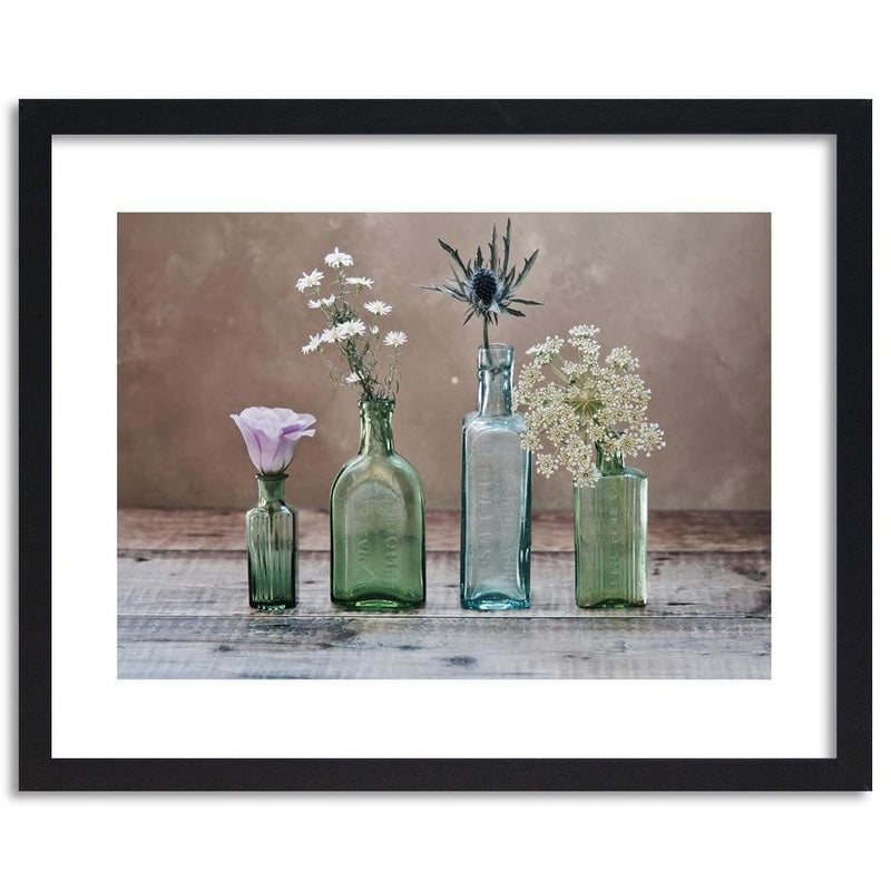 Glezna melnā rāmī - Flowers In Glass Vases  Home Trends