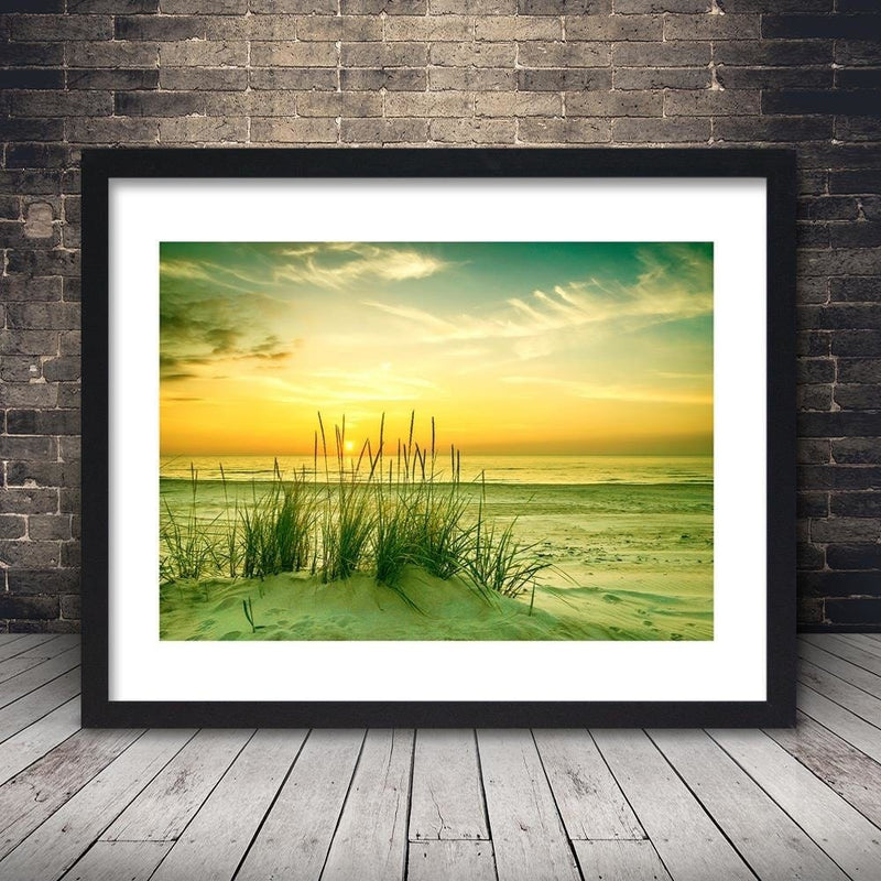 Glezna melnā rāmī - Grass On The Beach At Sunset  Home Trends