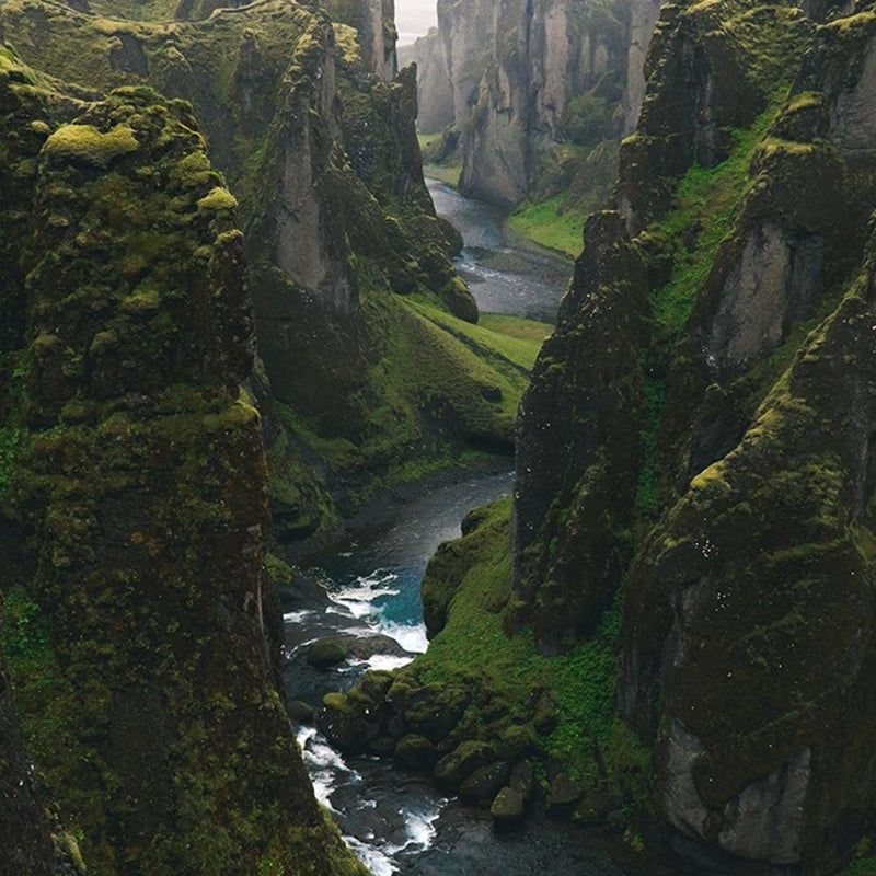 Glezna melnā rāmī - Mountain Landscape With River  Home Trends