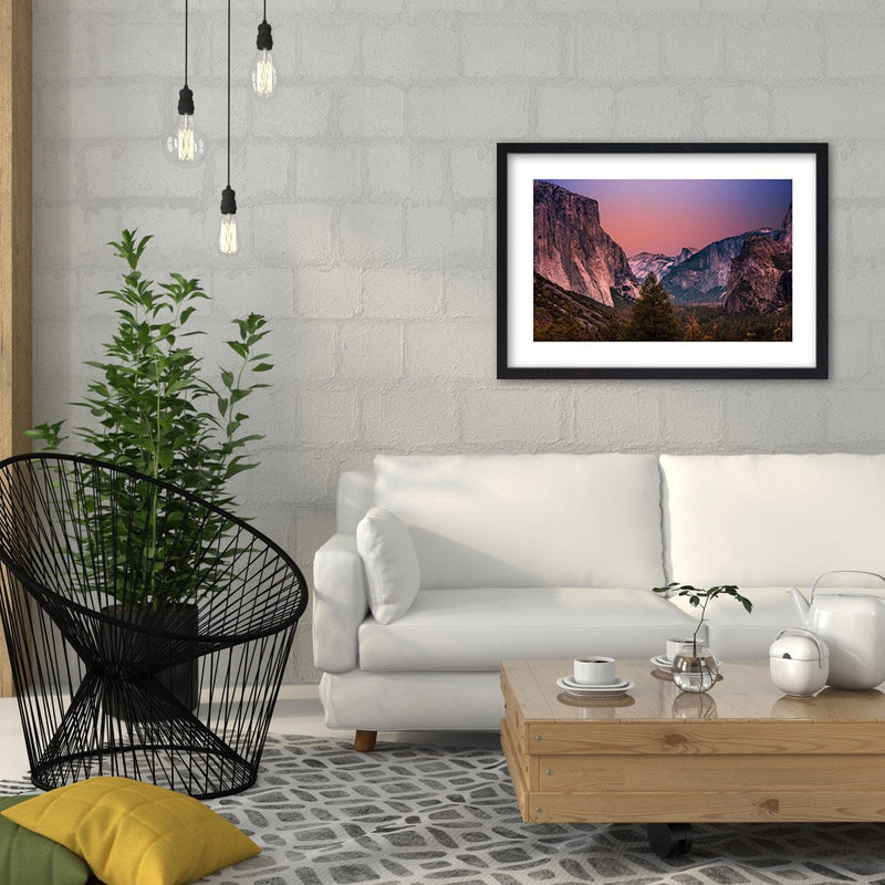 Glezna melnā rāmī - Sunrise In The Mountains  Home Trends