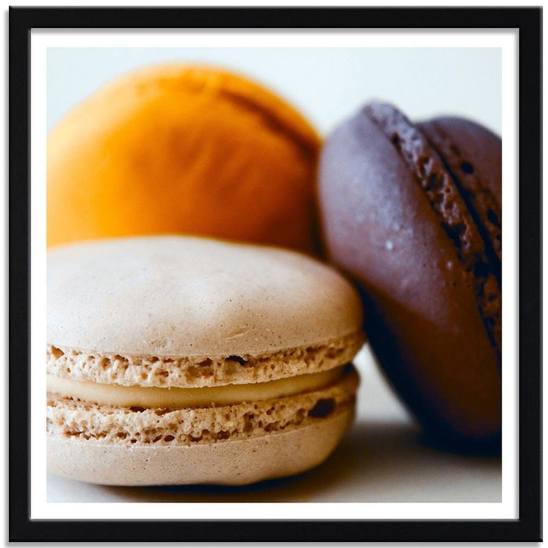 Glezna melnā rāmī - Tasty Macaroons 2  Home Trends