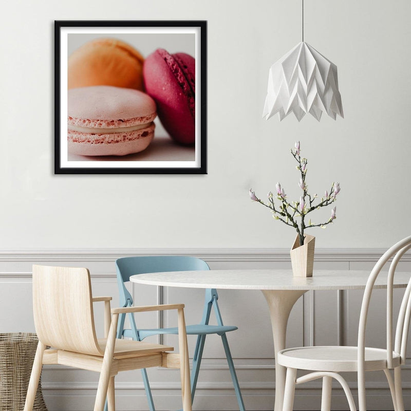 Glezna melnā rāmī - Three Colorful Macaroons  Home Trends