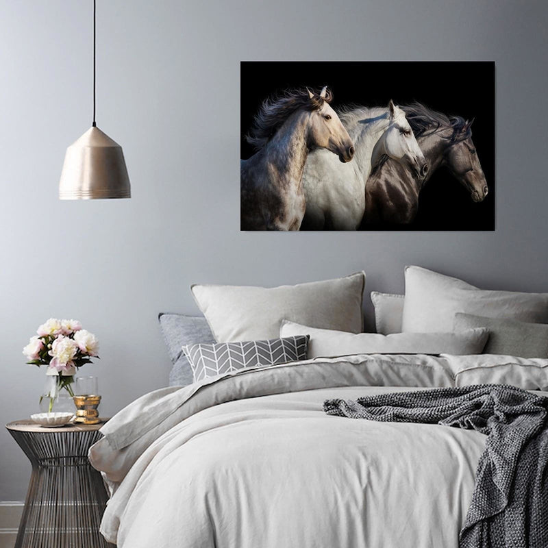 Kanva - Three Horses  Home Trends DECO