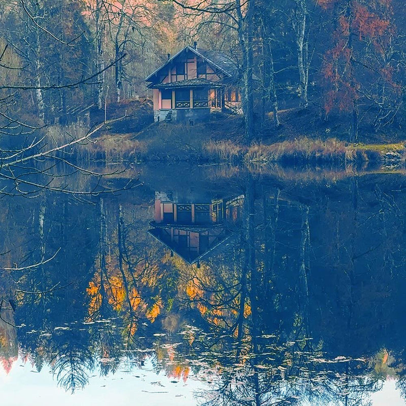 Glezna baltā rāmī - Lake House 4 