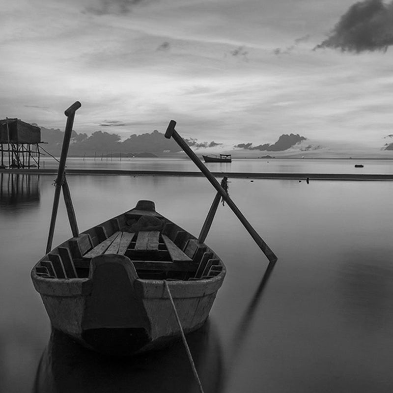 Glezna baltā rāmī - Boat On A Quiet Lake 2 