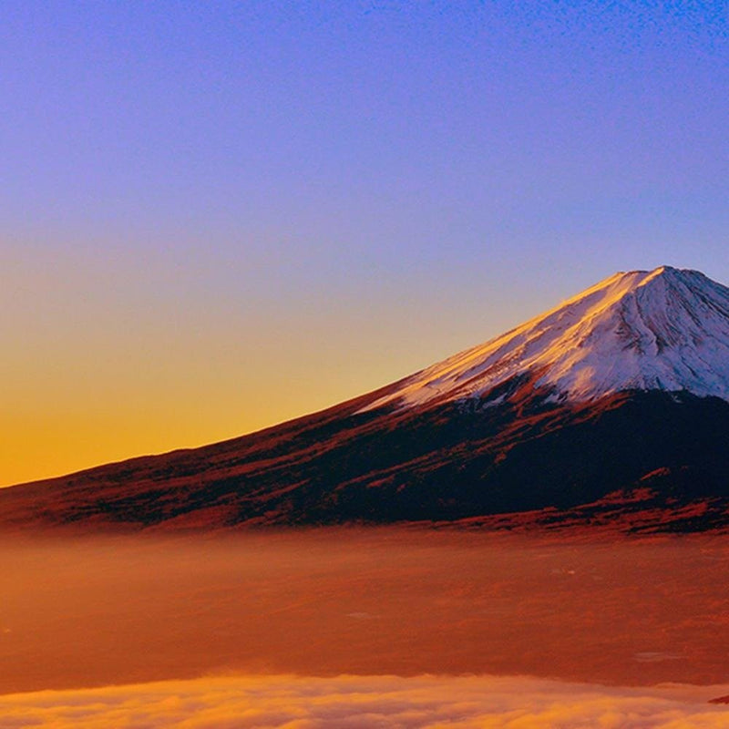 Glezna baltā rāmī - Mount Fuji 4 