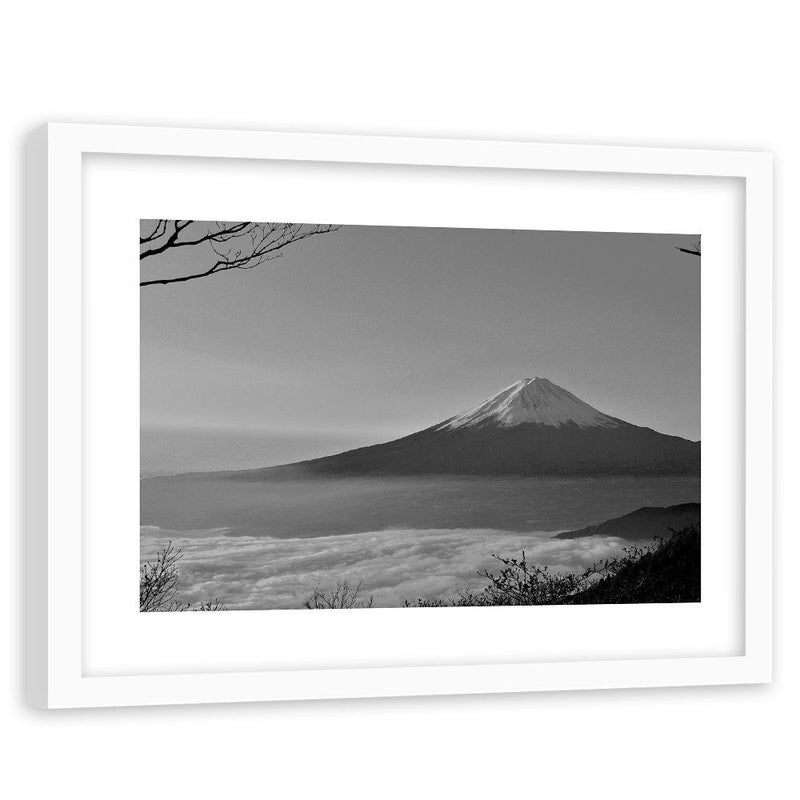 Glezna baltā rāmī - Mount Fuji 2 