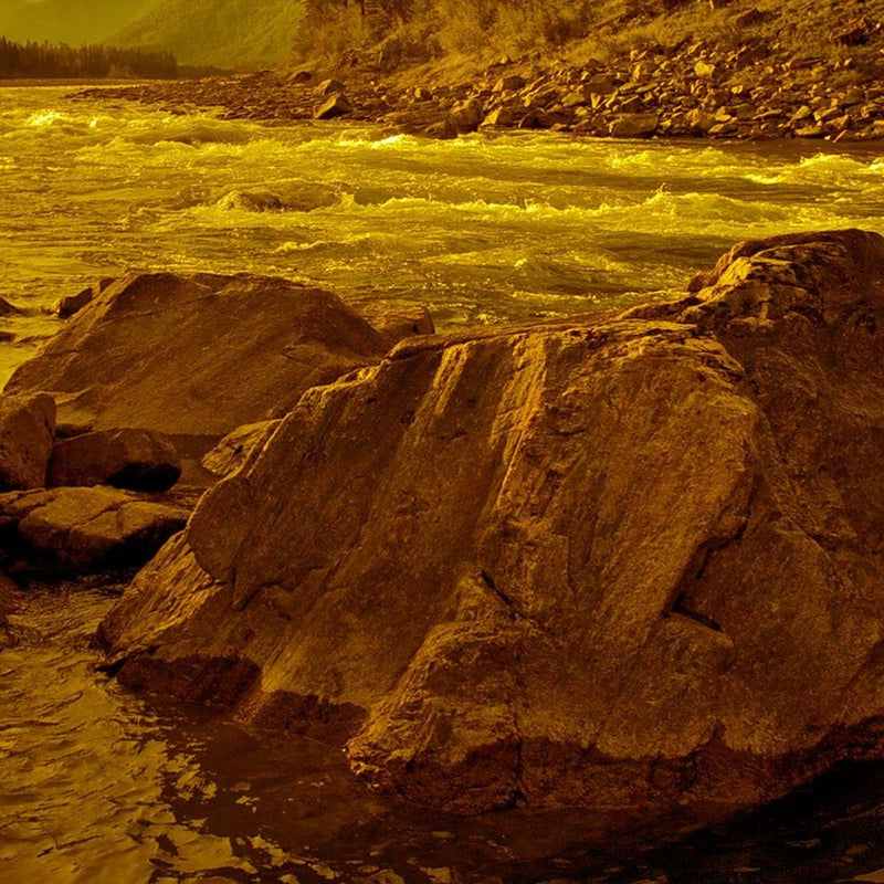 Glezna baltā rāmī - River In The Mountains Sepia 