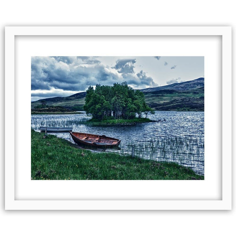 Glezna baltā rāmī - Boats On The Side Of A Mountain Lakes 