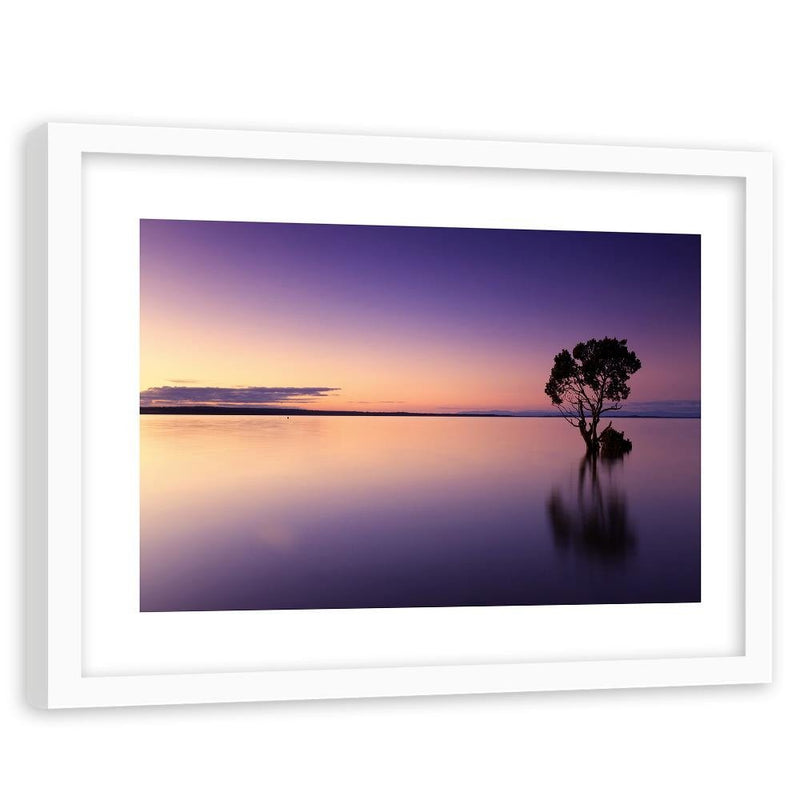 Glezna baltā rāmī - Lonely Tree On The Lake 