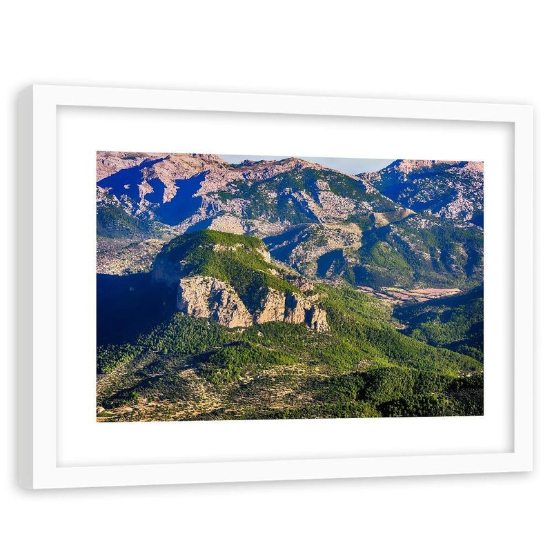 Glezna baltā rāmī - Mountains Covered With Trees 