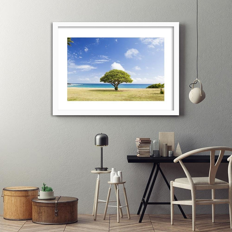 Glezna baltā rāmī - Tree On The Beach 