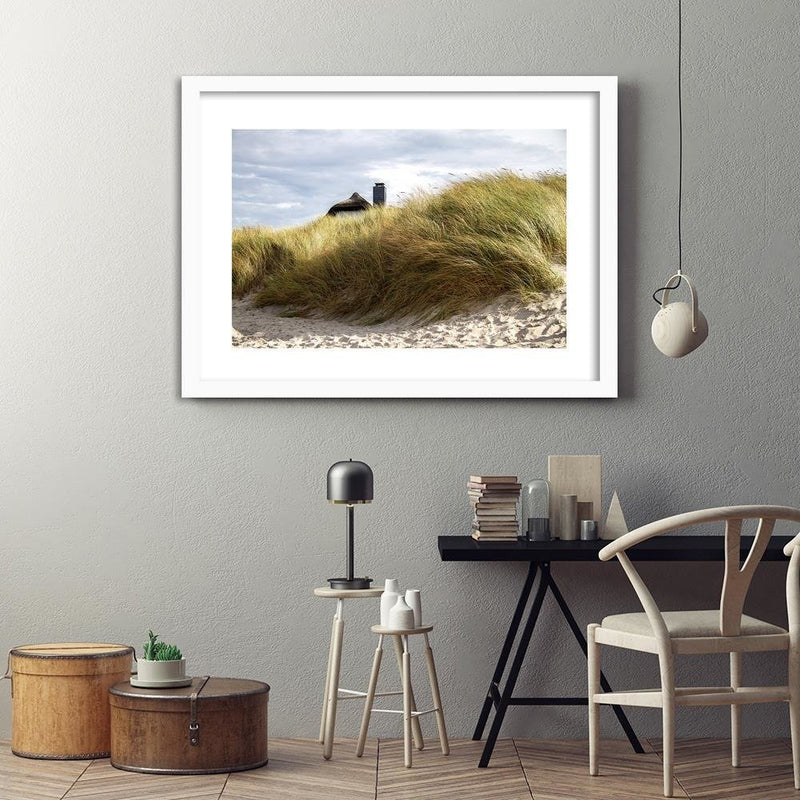 Glezna baltā rāmī - Sand Dunes On The Beach 