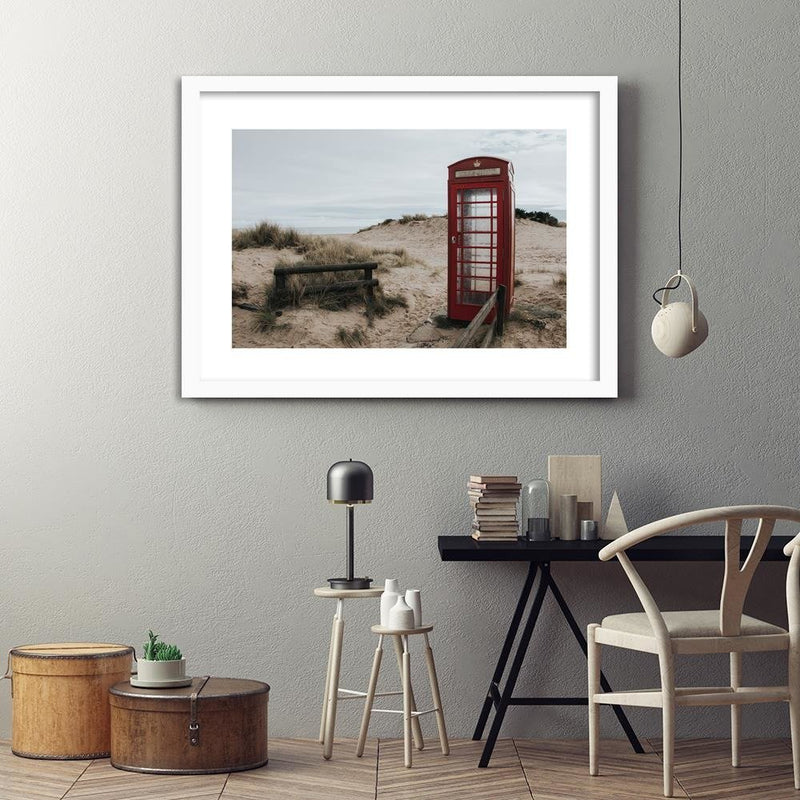 Glezna baltā rāmī - Telephone Booth On The Beach 