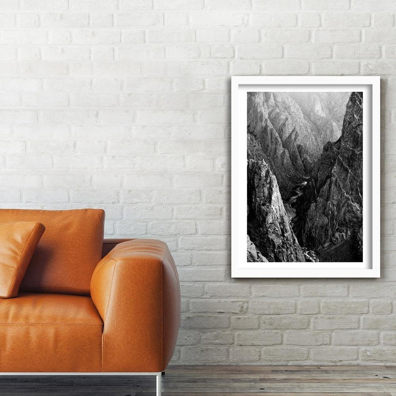 Glezna baltā rāmī - Black And White Mountain Landscape 