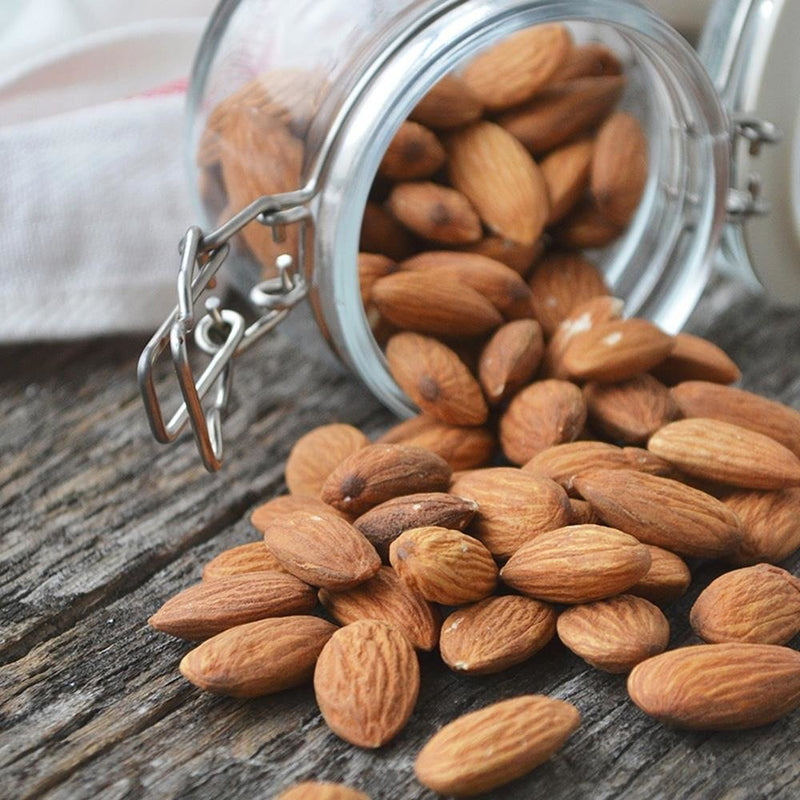 Glezna baltā rāmī - Roasted Almonds 