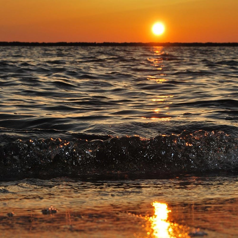 Glezna baltā rāmī - Sunset Over The Sea 2 