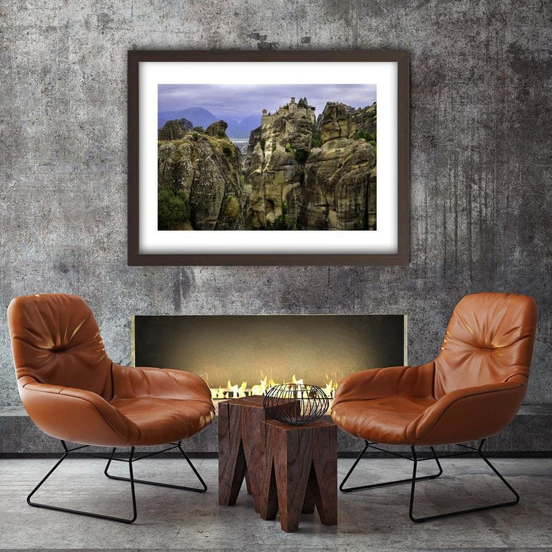 Glezna brūnā rāmī - Castle On The Rocks  Home Trends DECO