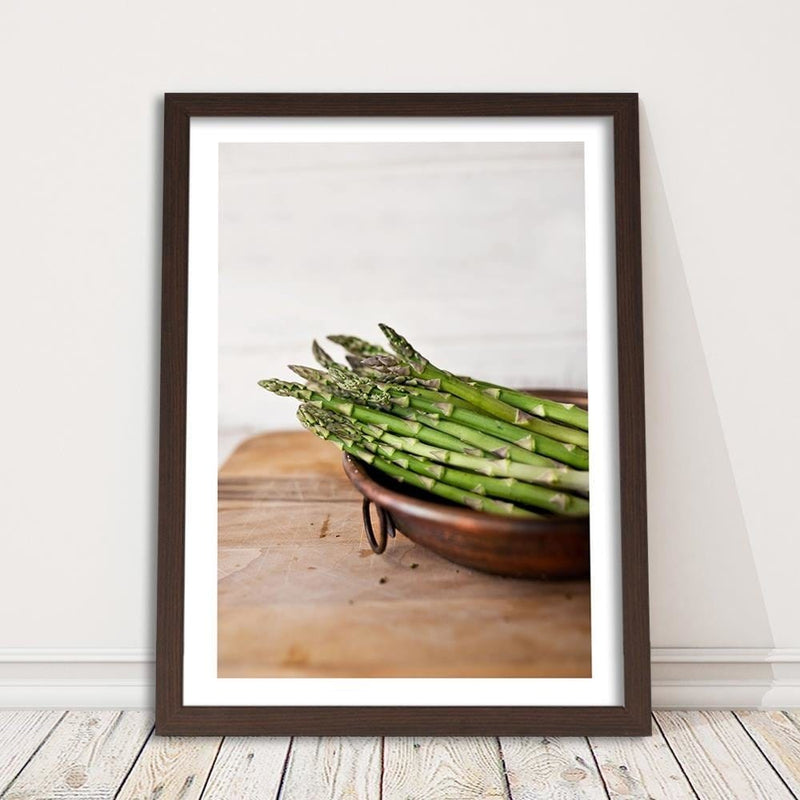 Glezna brūnā rāmī - Green Asparagus  Home Trends DECO