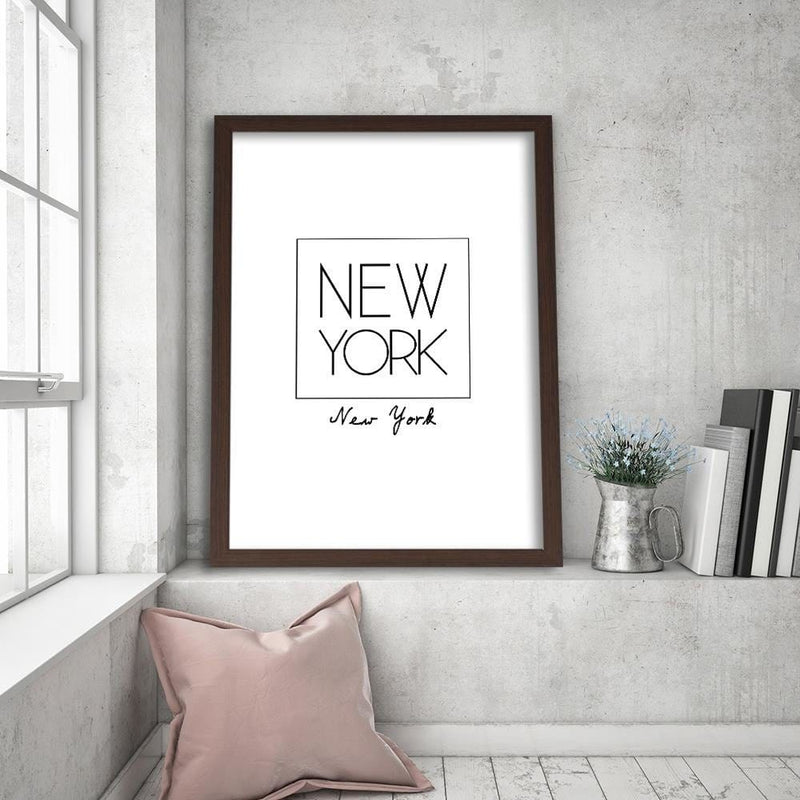 Glezna brūnā rāmī - Inscription New York  Home Trends DECO