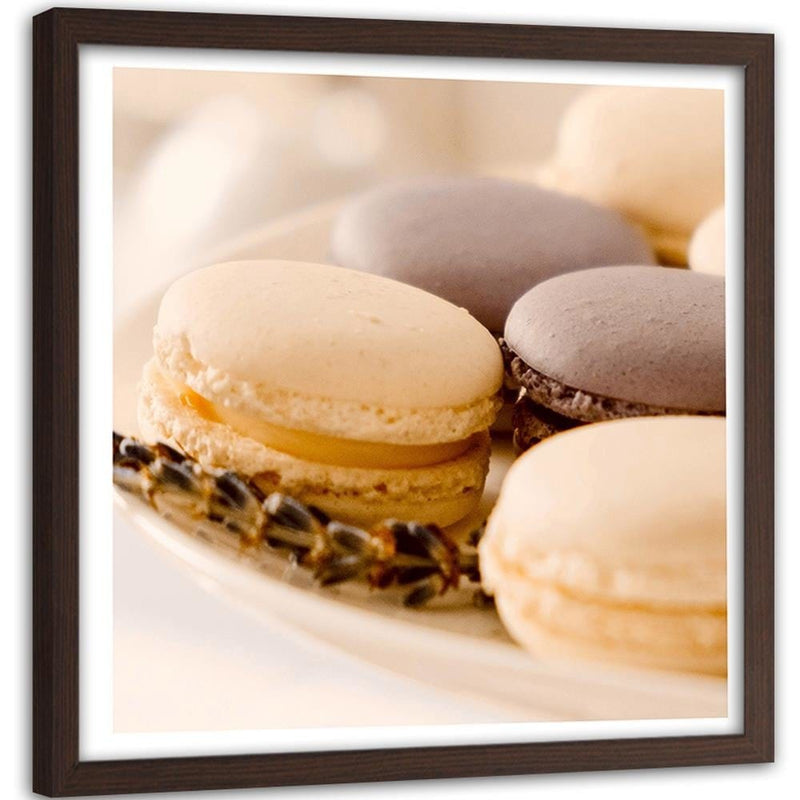 Glezna brūnā rāmī - Macaroons On A Plate  Home Trends DECO