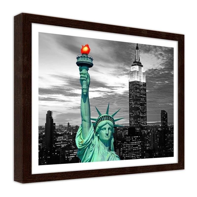 Glezna brūnā rāmī - The Statue of Liberty and New York City  Home Trends DECO